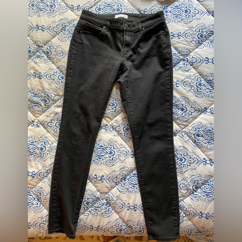 Loft curvy skinny black jeans size 27/4